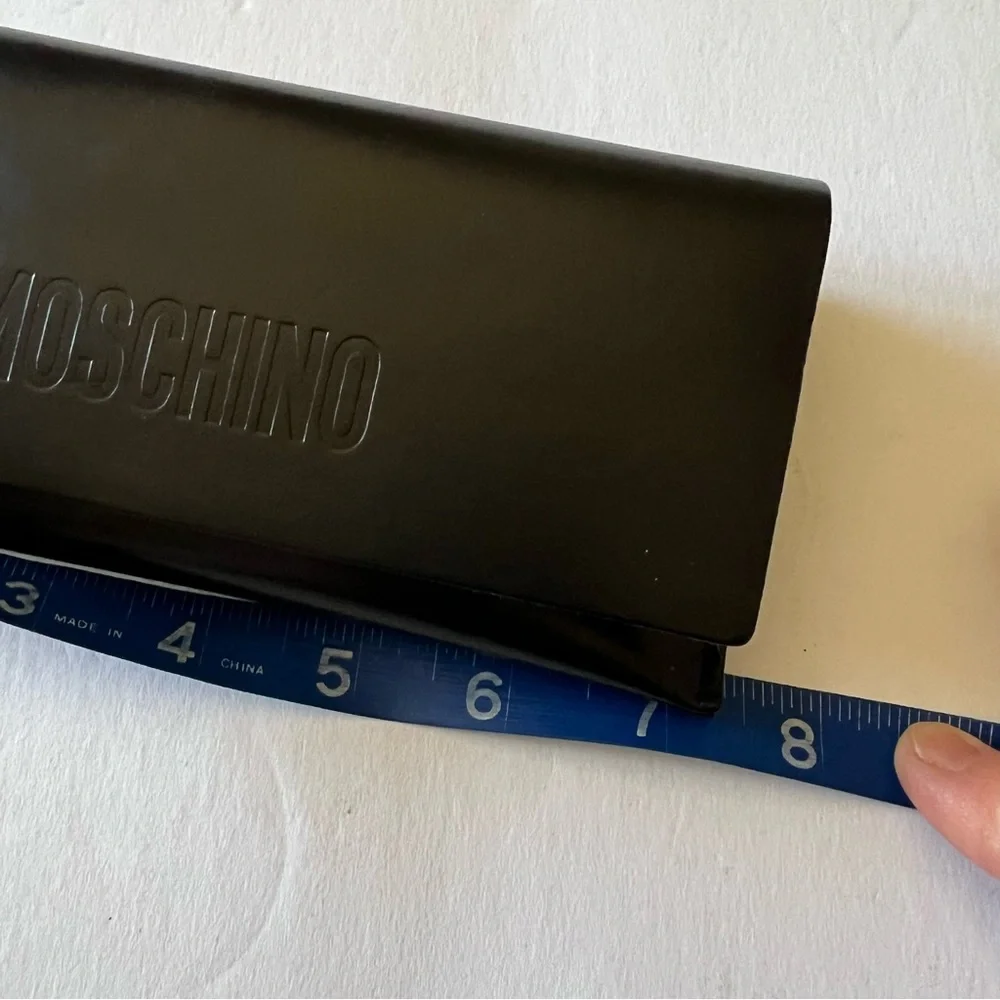 MOSCHINO BLACK SUNGLASSES CASE WITH CLEANING CLOTH NEW